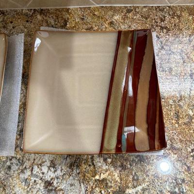 HUGE SET OF SANGO AVANTI BROWN DINNERWARE W/EXTRAS (12 PLACE SETTING)