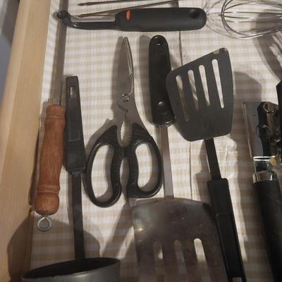 KITCHEN UTENSILS