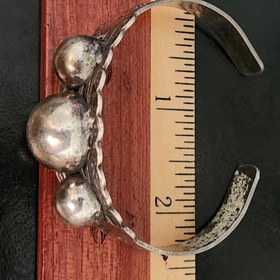 Early Vintage Navajo Silver Bulb cuff