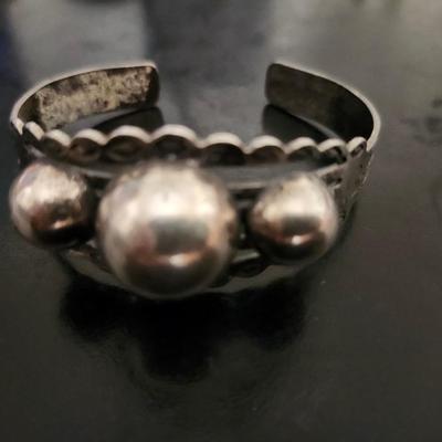 Early Vintage Navajo Silver Bulb cuff