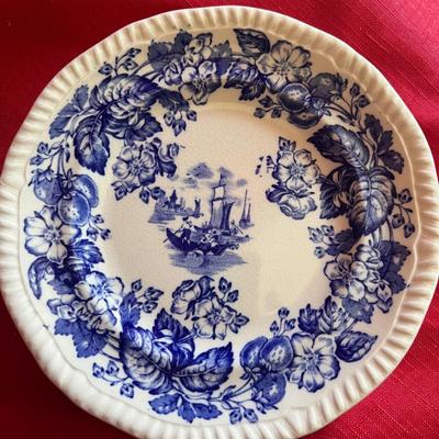 Decorative collectible or usable, balls, and saucers