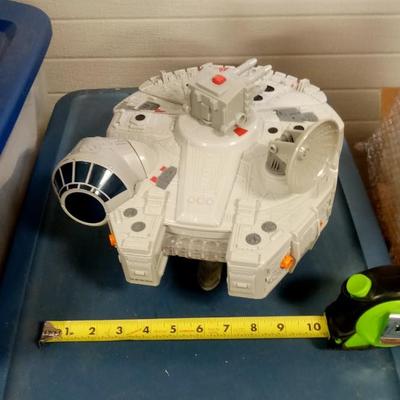 LOT 134 ANOTHER VINTAGE STAR WARS SHIP