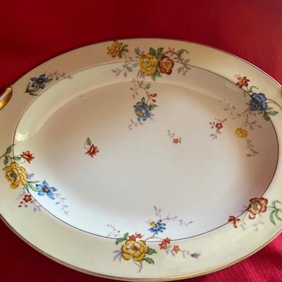 Two elegant serving bowls and one serving tray they are not a set look great on any table at any time of the year