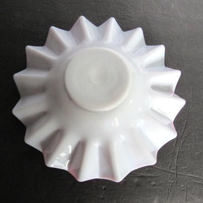 Beautiful Antique Cased Glass Ruffled Bowl
