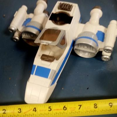 LOT 136 ANOTHER VINTAGE STAR WARS SHIP