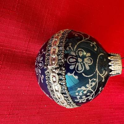 Christmas tree topper variety of elegant bulbs and Christmas tree or