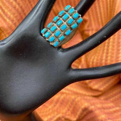 Zuni Fingerlong Cluster Ring