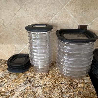 FOOD STORAGE CONTAINERS AND TRAVEL CUPS