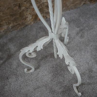 VINTAGE WROUGHT IRON METAL THREE POT PLANT STAND