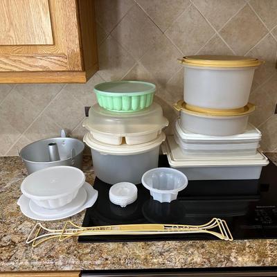 FOOD STORAGE CONTAINERS