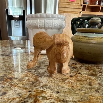MISC KITCHEN ITEMS
