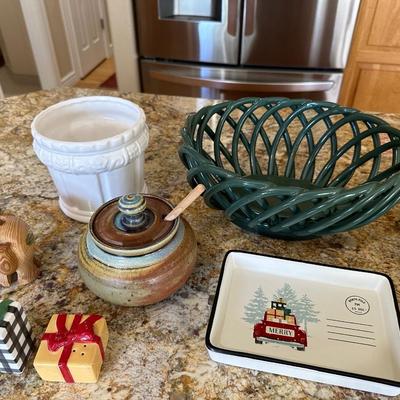 MISC KITCHEN ITEMS