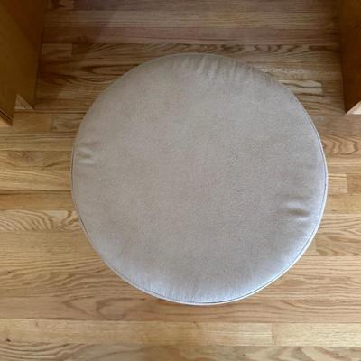 UPHOLSTERED STOOL/OTTOMAN WITH STORAGE