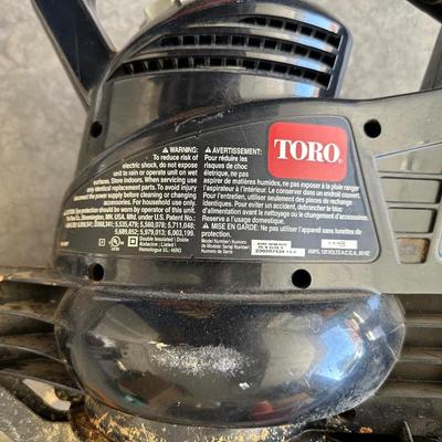 TORO LEAF BLOWER AND VACUUM PLUS A HAND SAW