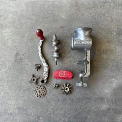 MERIT NO 15 HAND GRINDER