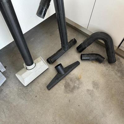CRAFTSMAN SHOP VAC WITH ATTACHMENTS AND EXTRA FILTERS