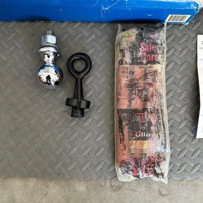 THE CAR DUSTER, 2" HITCH BALL, SCUNCI STEAMER AND MORE
