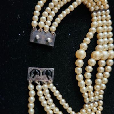 Vintage Pearl Bracelet