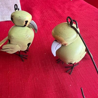 Variety of decorative birds, small painted handcuff birds Along with three larger birds with feathers and one owl, figuring that is really