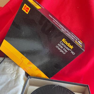 Kodak slide projector with extra slide holder