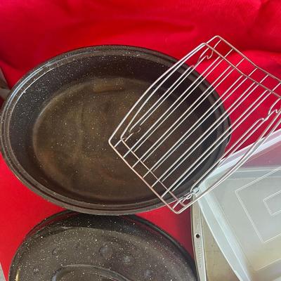 Roasting pan with lid along with great along with cake pan with lid