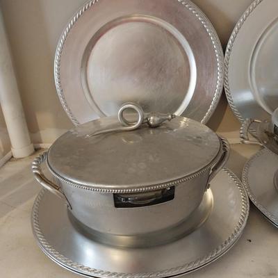 VINTYAGE SERVING AND PLATTERS