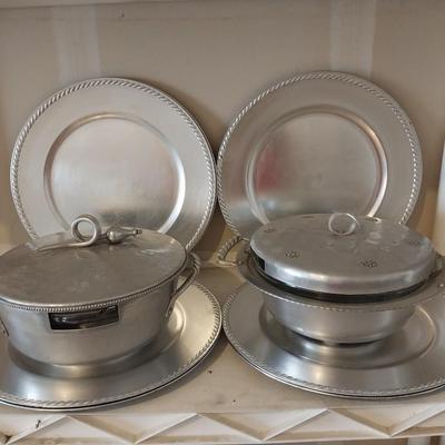 VINTYAGE SERVING AND PLATTERS