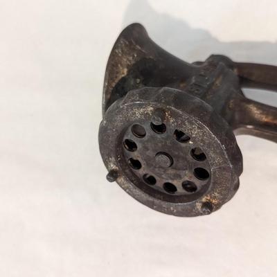 Vintage No. 2 Food Meat Grinder With Wooden Hand Crank, Table Mount Made In USA