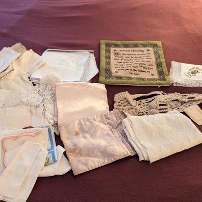 Assortment Of Vintage Linen
