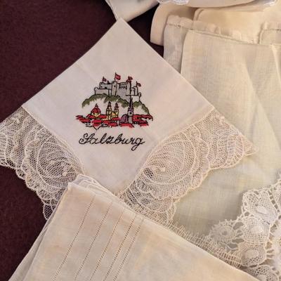 Assortment Of Vintage Linen