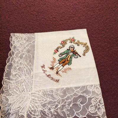 Assortment Of Vintage Linen