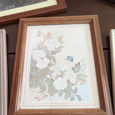 Assortment Of Pictures Wall Decor