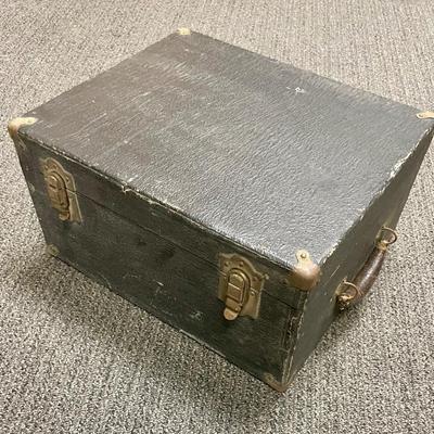 Vintage Kodascope Eight Model 70-A 8MM Film Projector and Case