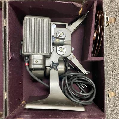 Vintage Kodascope Eight Model 70-A 8MM Film Projector and Case