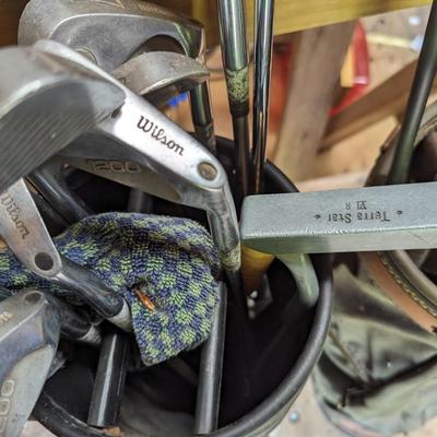 Golf Clubs Taylor Made Yonex Dunlop (B)