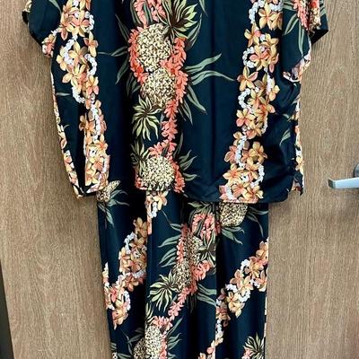 Hilo Hattie's 2 piece outfit - sleeveless dress with shirt