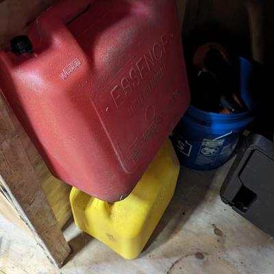 Plastic Gas Containers (B)