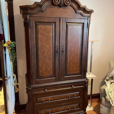 Armoire