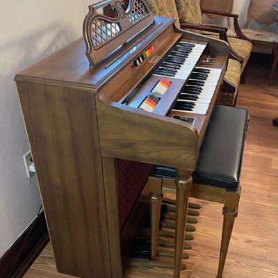 Kimball organ