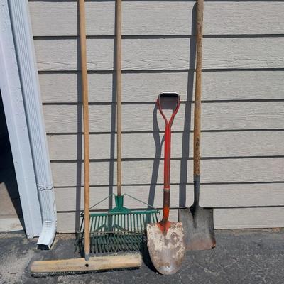 YARD TOOLS