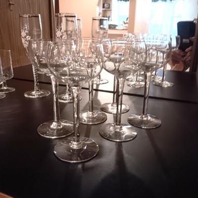 STEMMED BARWARE