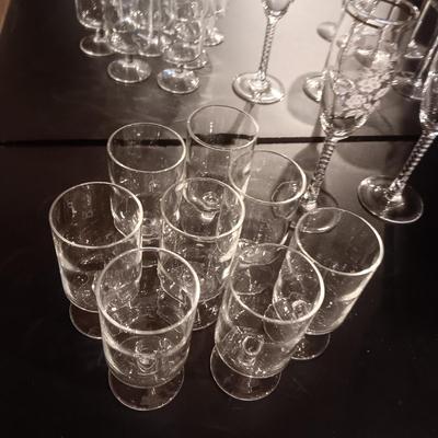 STEMMED BARWARE