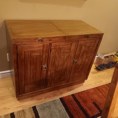 DREXEL WOODBRIAR MID-CENTURY SLIDE-TOP SERVER BUFFET