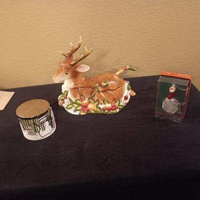 UNIQUE NORITAKE REINDEER SOUP TUREEN WITH LADLE, HOLIDAY CANDLE & MULLING SPICE BALL