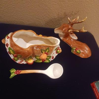 UNIQUE NORITAKE REINDEER SOUP TUREEN WITH LADLE, HOLIDAY CANDLE & MULLING SPICE BALL