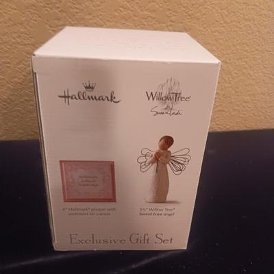 ORIGINS BEDTIME BODY WRAP & WILLOW TREE SWEET LOVE ANGEL
