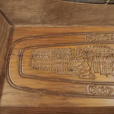 LOUIS MULCAHY SHAKERS HANDMADE IN IRELAND, CARVED WOODEN BREAD TRAY AND LARGE SERVING TRAY