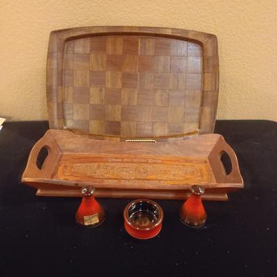 LOUIS MULCAHY SHAKERS HANDMADE IN IRELAND, CARVED WOODEN BREAD TRAY AND LARGE SERVING TRAY