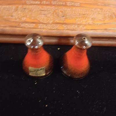 LOUIS MULCAHY SHAKERS HANDMADE IN IRELAND, CARVED WOODEN BREAD TRAY AND LARGE SERVING TRAY