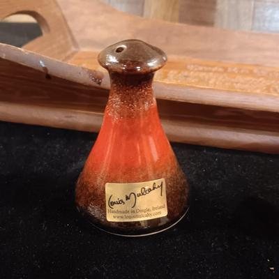 LOUIS MULCAHY SHAKERS HANDMADE IN IRELAND, CARVED WOODEN BREAD TRAY AND LARGE SERVING TRAY